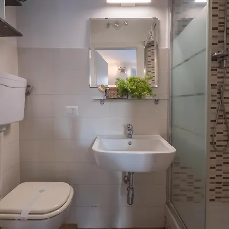 Apartment Welcoming & Modern Bocconi By Rentopolis Milan